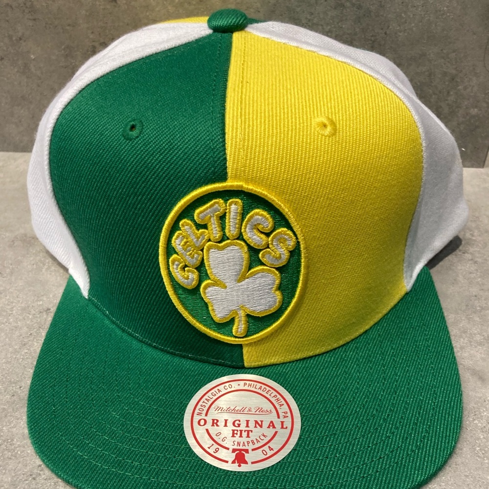 BOSTON CELTICS Pinwheel Limited Snapback